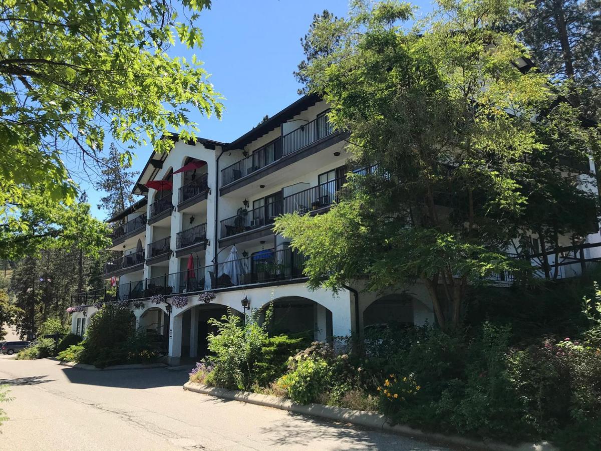 Cozystay Signature Lake Okanagan Resort เคโลว์นา ภายนอก รูปภาพ